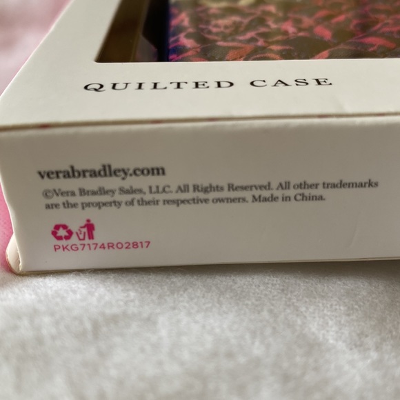 🚦NWT Vera Bradley Quilted iPhone X Case - Picture 5 of 6
